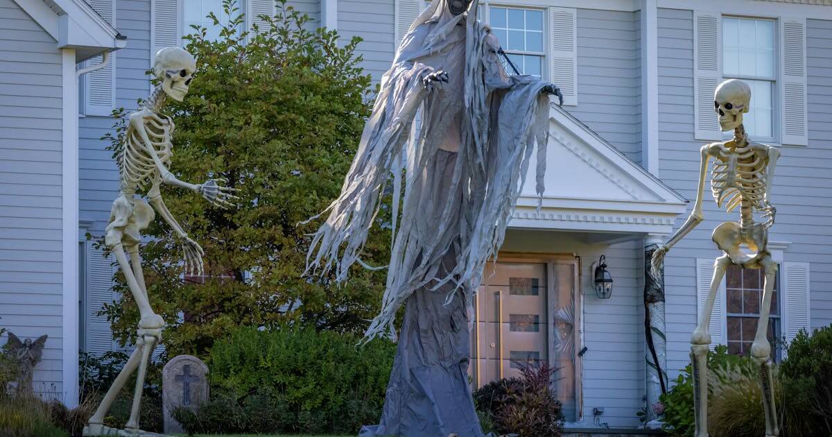 Spooky But Safe Tips for Protecting Your Home on Halloween Night - Photo by Mohan Nannapaneni: https://www.pexels.com/photo/a-halloween-decorations-in-front-of-the-house-14032778/